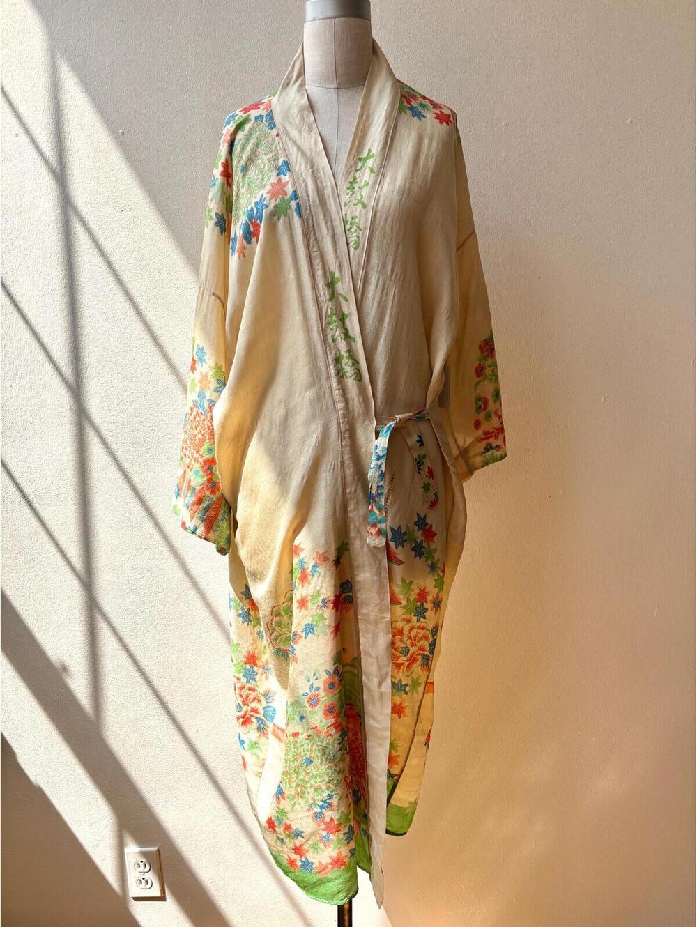 Vintage 1920s Japanese Pongee Silk Robe